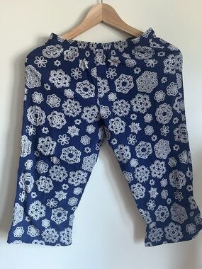 Topvalu Navy Blue Floral Print Top